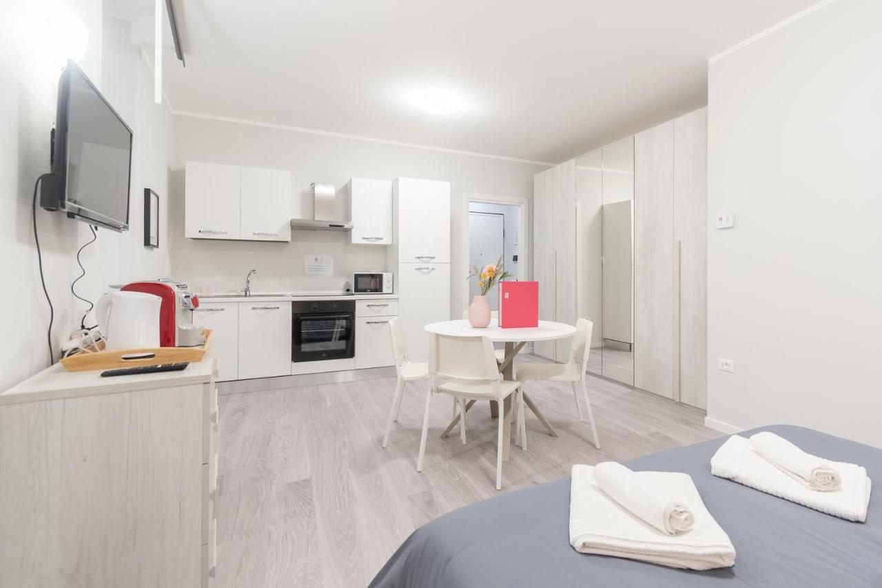 ברשה Palazzetto Vittoria - F&L Apartment מראה חיצוני תמונה