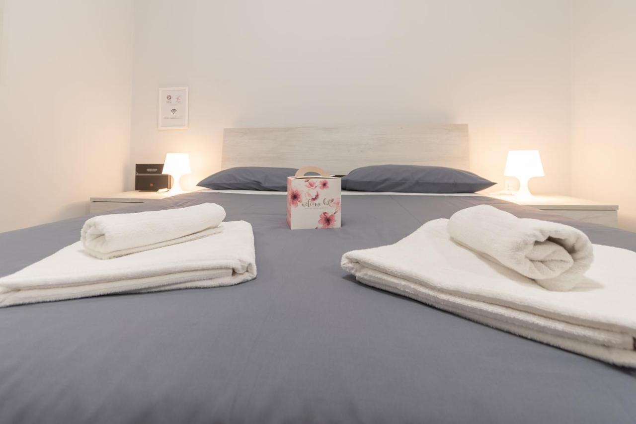 ברשה Palazzetto Vittoria - F&L Apartment מראה חיצוני תמונה