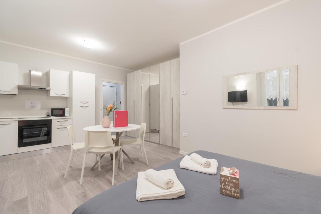 ברשה Palazzetto Vittoria - F&L Apartment מראה חיצוני תמונה