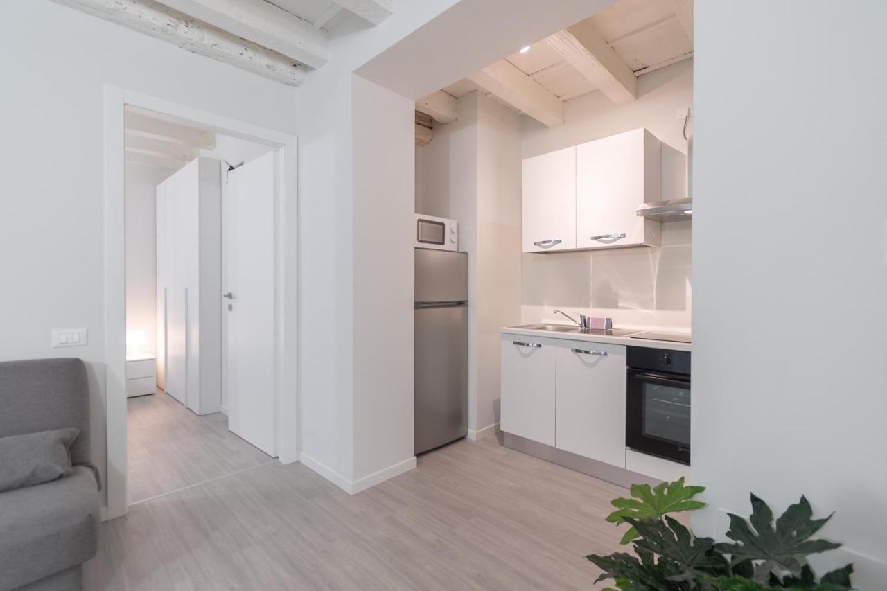 ברשה Palazzetto Vittoria - F&L Apartment מראה חיצוני תמונה