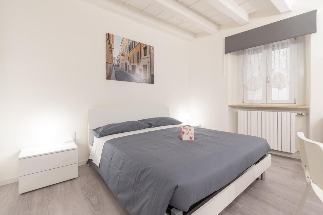 ברשה Palazzetto Vittoria - F&L Apartment מראה חיצוני תמונה