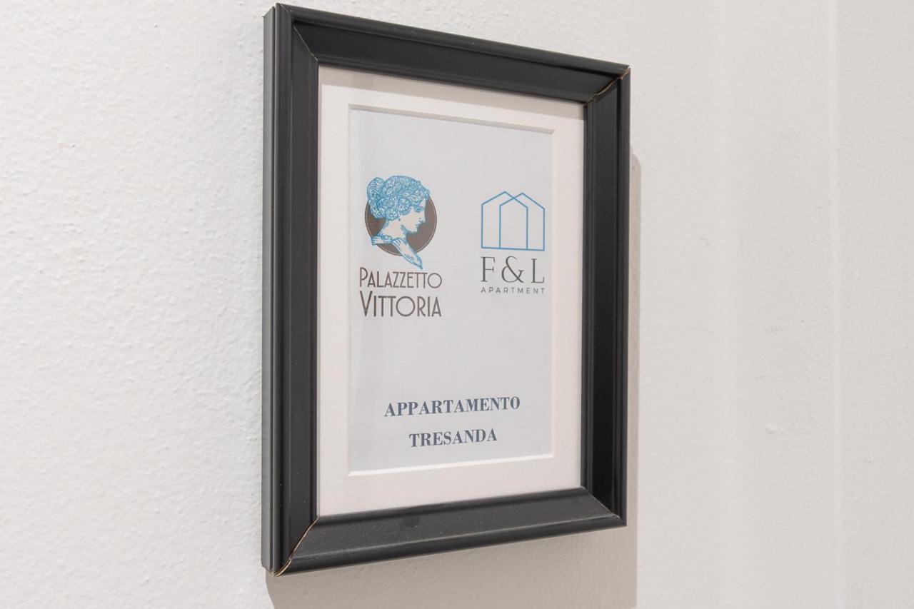 ברשה Palazzetto Vittoria - F&L Apartment מראה חיצוני תמונה